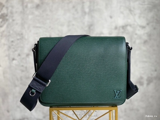LOUIS DISTRICT VUITTON PM 0726